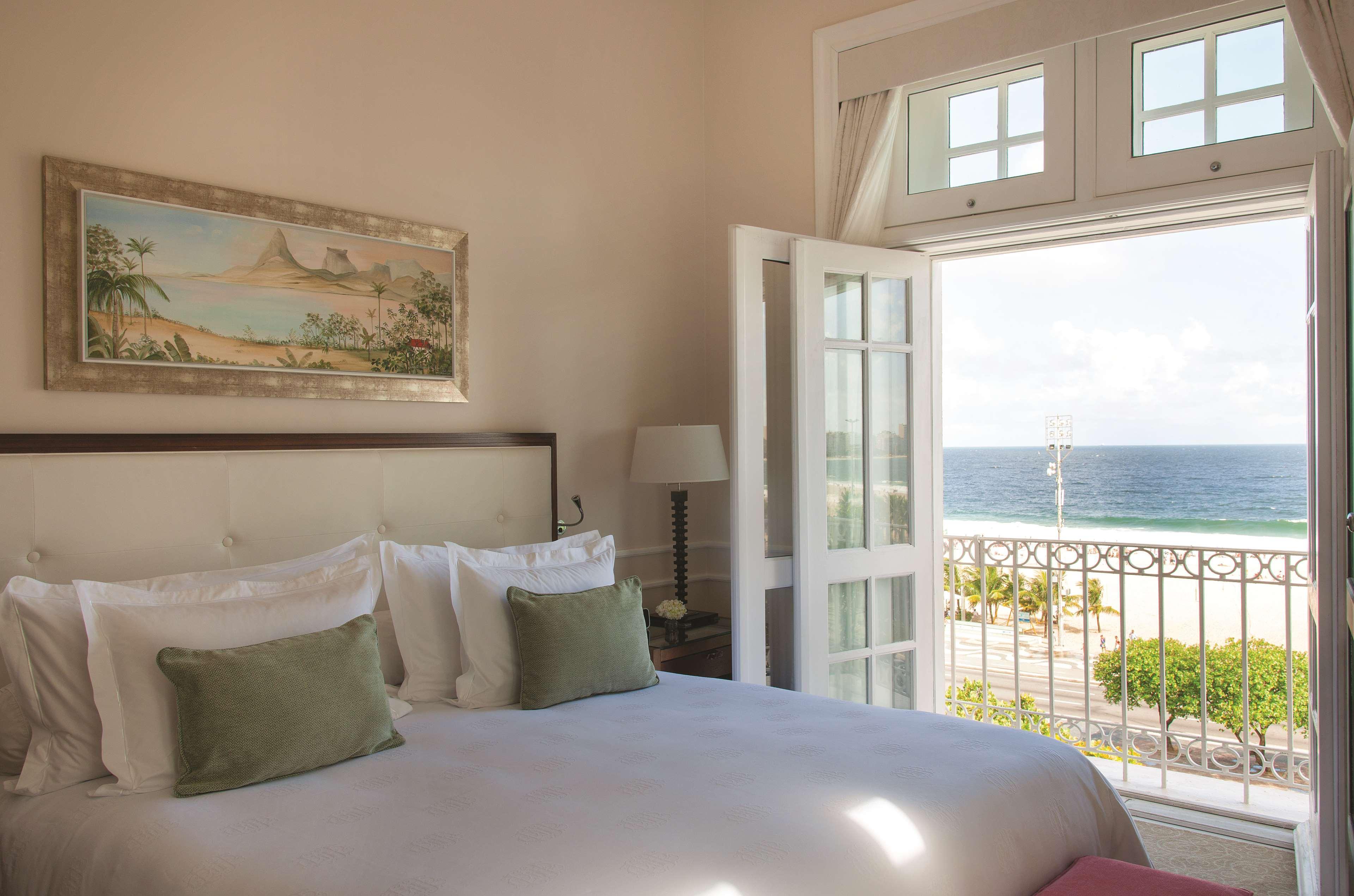 Copacabana Palace, A Belmond Hotel, Rio De Janeiro Eksteriør billede A room at the Oyster Box