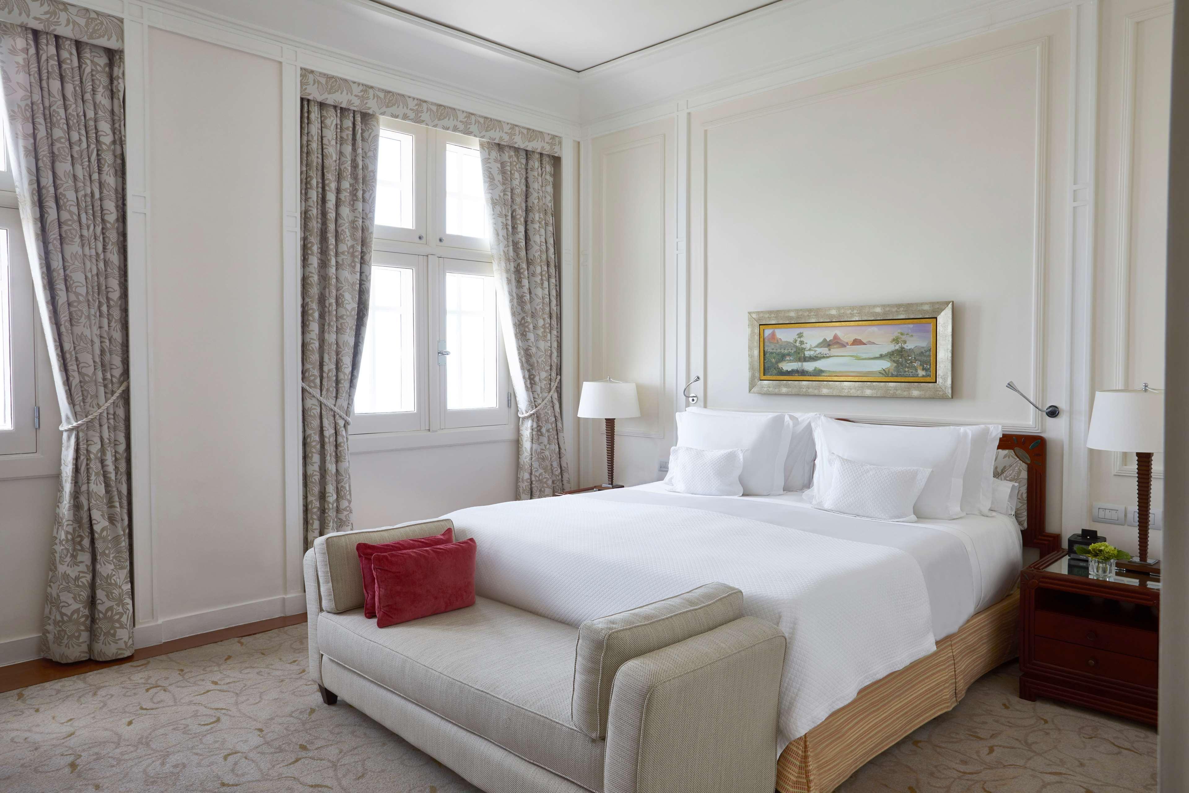 Copacabana Palace, A Belmond Hotel, Rio De Janeiro Eksteriør billede A bedroom at the hotel